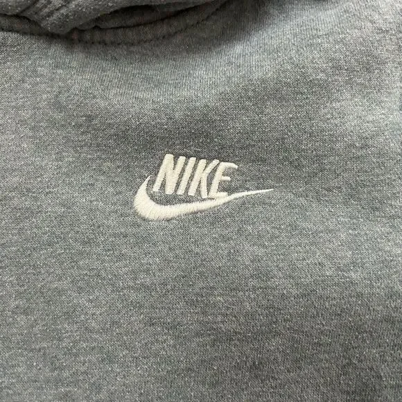 Boys Nike Club Fleece Hoodie Sweatshirt - Picture 3 of 6